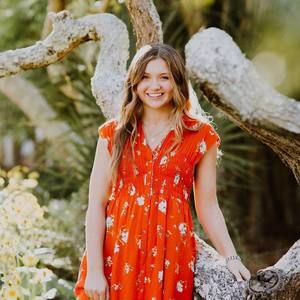 Meet your Posher, Kinley